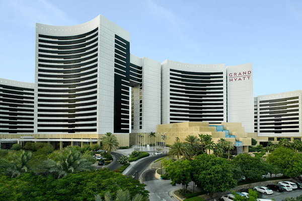 04-grand-hyatt-dubai